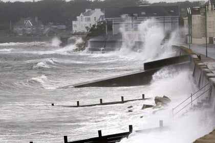 Another weather warning issued for coastal overtopping tonight