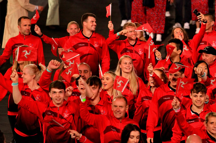 Team Isle of Man enter the Commonwealth Games opening ceremony