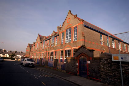 Plan to build new school on site of old school is ditched