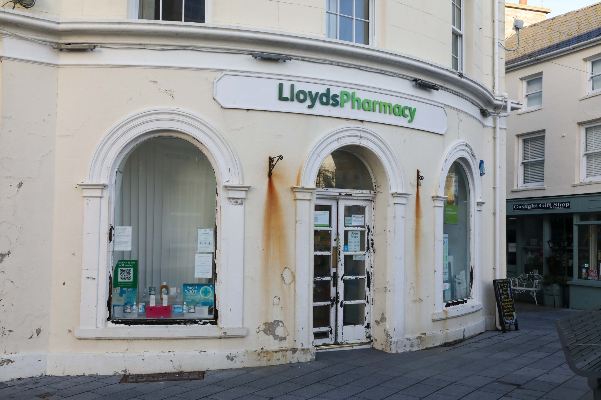 Lloyds pharmacy branches in danger of closure according to UK