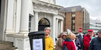 Hundreds turn out for assisted dying demonstration in front of Tynwald