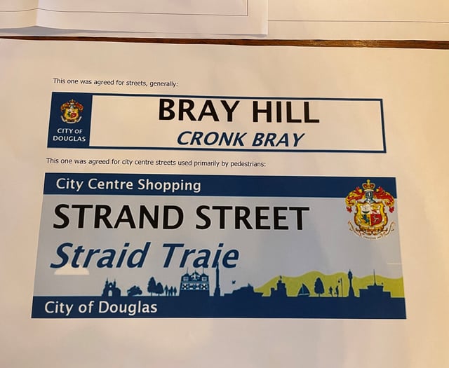 55 new street signs to be put up in Douglas