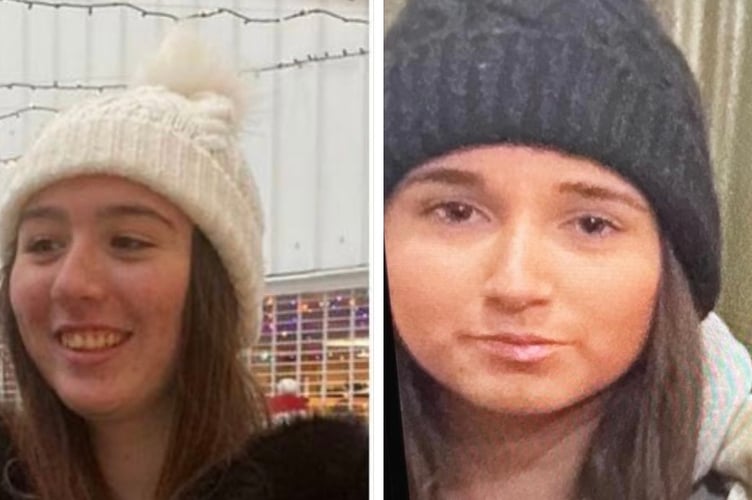 Missing teenagers Amy Curran and Ella Hurt 