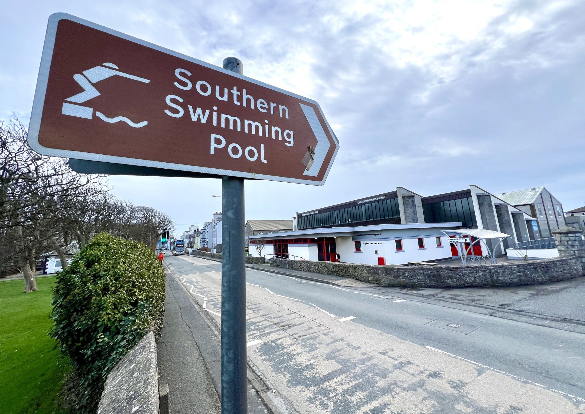 Any significant deterioration at Isle of Man swimming pool could see it ...