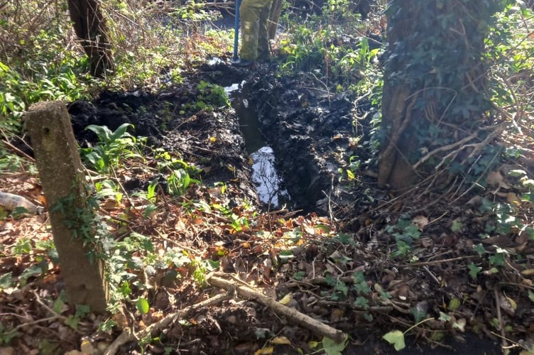 Drainage cleared near Ebenezer Lane