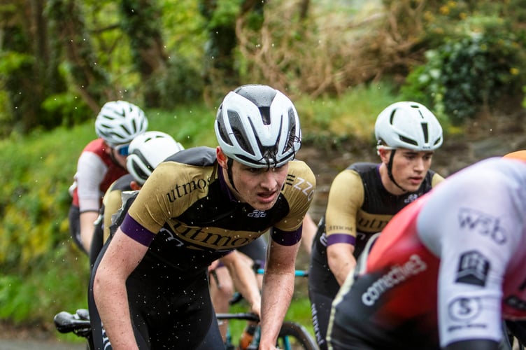 Utmost-Mezzo junior cyclist Orry Lund (left), seen here alongside team-mate James Kinrade, finished fourth on stage two  (Photo: Gary Jones)