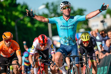 Mark Cavendish to receive knighthood in King Charles' birthday honours