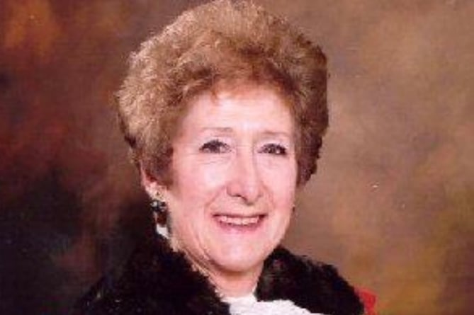 Former Douglas Mayor June Craine