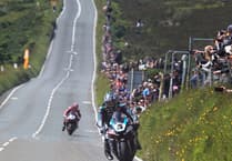 TT 2024: WATCH Dunlop's frustration due to helmet issue in Sunday's Superbike race