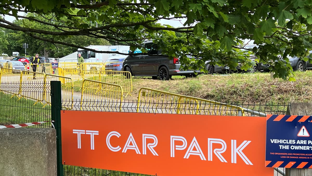 Manx Grand Prix 2024 Car park near Grandstand shuts because of weather