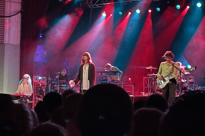 Blossoms play crowd-pleasing set at the Villa during TT