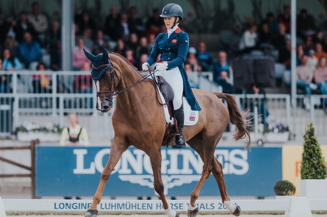 Yasmin Ingham and Banzai Du Loir in action in Germany (Photo: Tilly Berendt)
