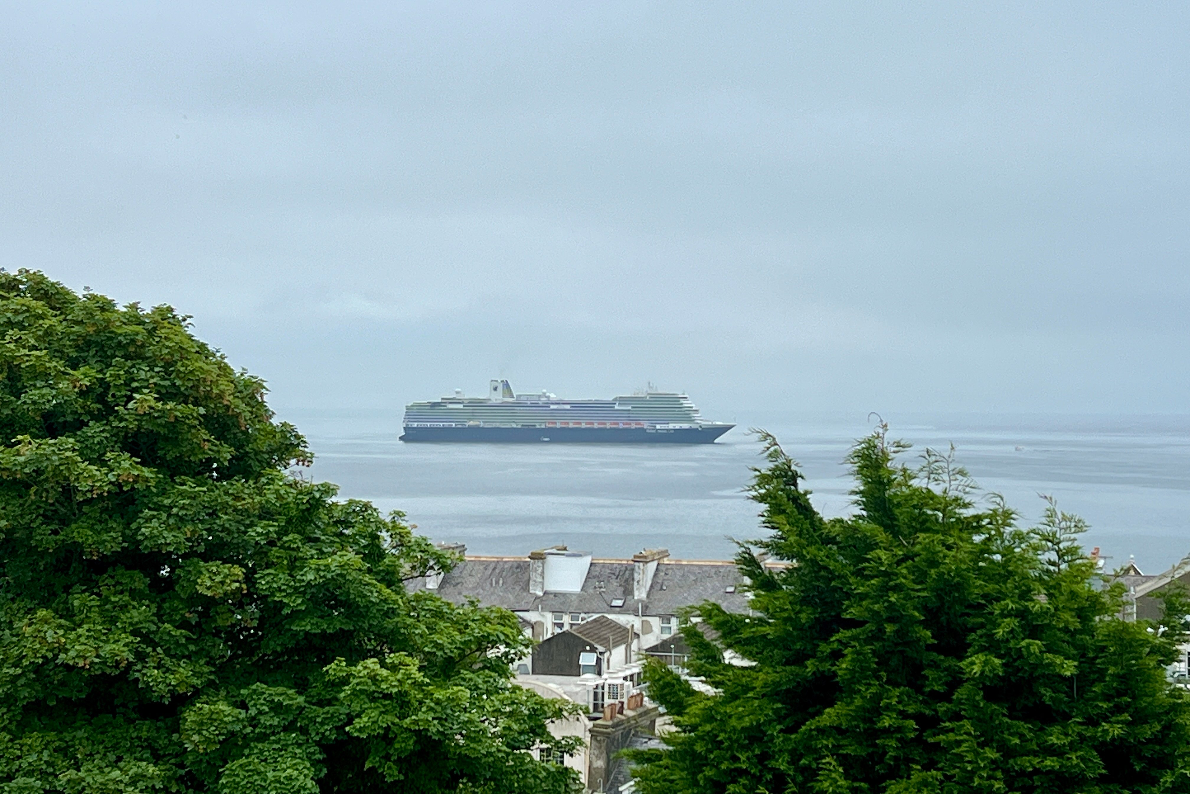 Isle of Man cruise ship visitor Nieuw Statendam is a record breaker ...