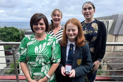 Visually impaired podcaster Evie Roberts picks up Manx culture award