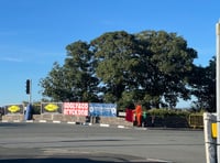 Riders taken to hospital after 'red flag' incident at Southern 100