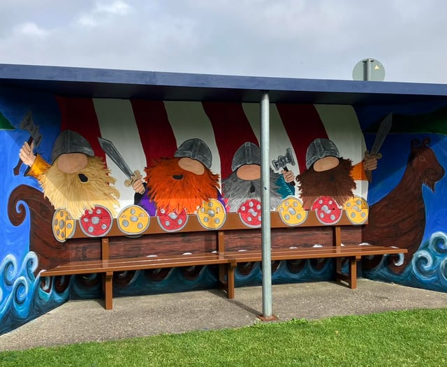 Ramsey unveils vibrant Viking longboat mural in Mooragh Park