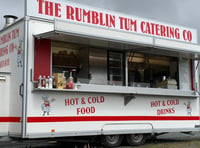 Food truck's touching gesture to help struggling families at show