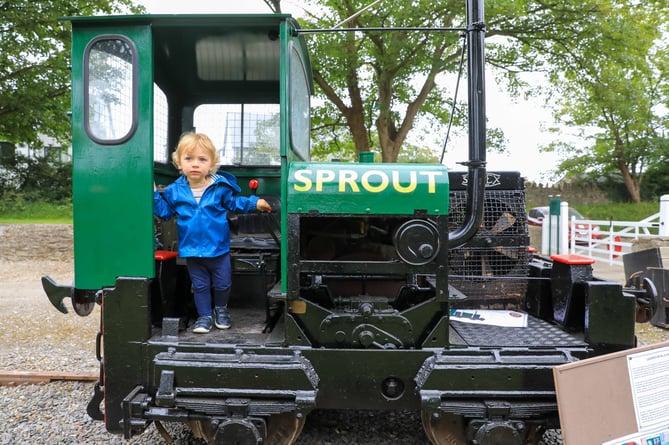 Casper Alexander from Liverpool stood with Locomotive No.25 Sprout