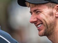 Ian Hutchinson makes return to Manx  Grand Prix after 21 years