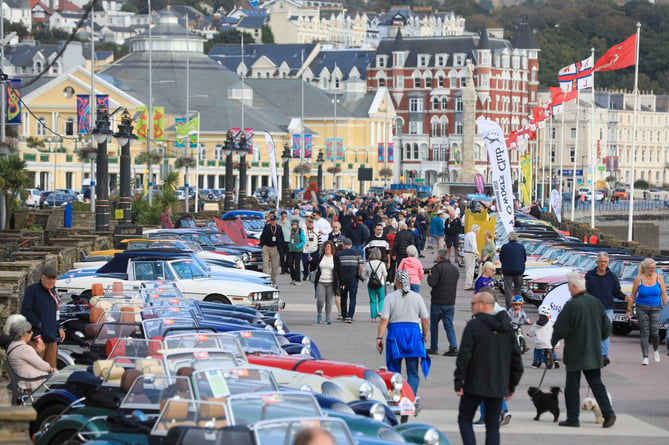 There was a big turn out on Douglas Promenade for the British car display. 