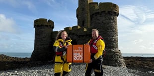 Historic completion of RNLI 200th anniversary scroll relay