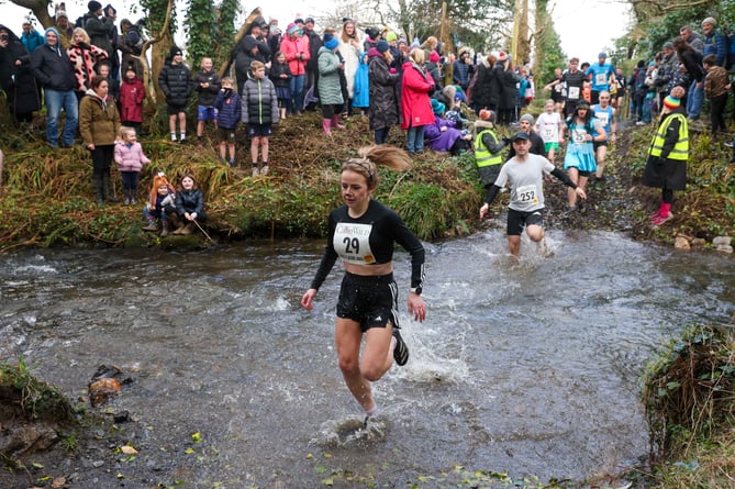 Kirsty Barber was the clear winner in the women's race, coming home ahead of Sian Coleman and talented young all-rounder Poppy Clayton (Photo: Callum Staley/CJS Photography)