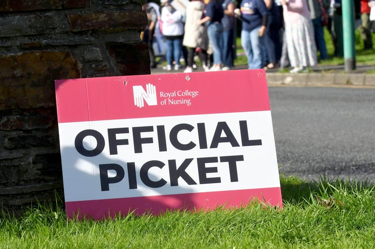 Previous strike action outside Noble's Hospital by members of the Royal College of Nursing 